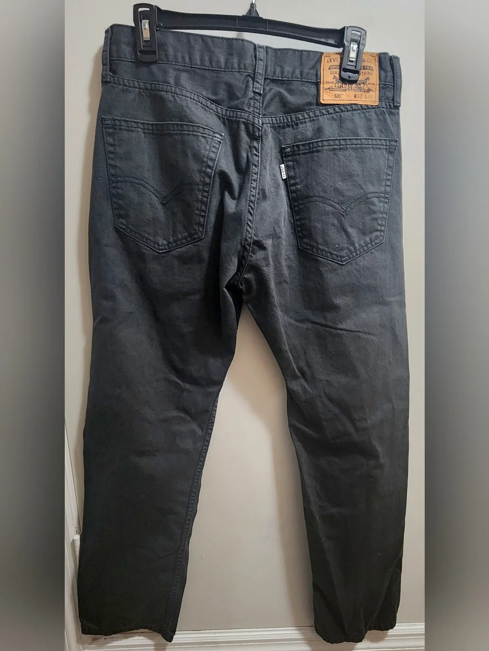Levi’s 505 Black Straight Leg Jeans 32x32